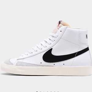 Nike Blazer Mid '77 Vintage Sneaker (black)